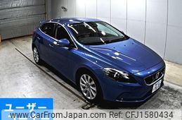volvo v40 2016 CFJ1580434