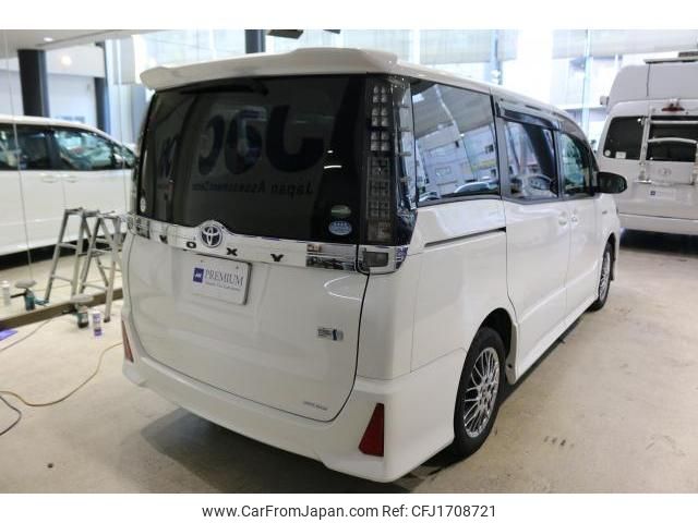 toyota voxy 2016 CFJ1708721 image 2