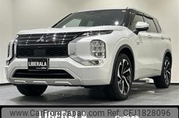 mitsubishi outlander-phev 2022 CFJ1828096