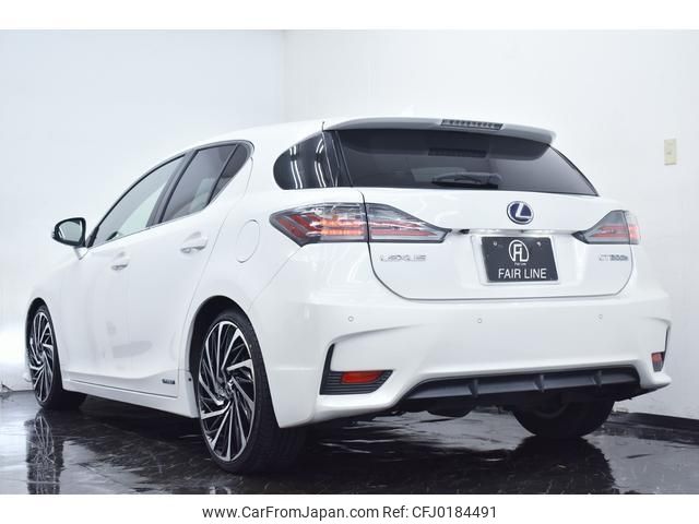 lexus ct 2014 quick_quick_DAA-ZWA10_ZWA10-2183713 image 2