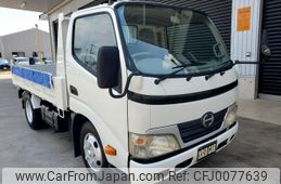 hino dutro 2011 GOO_NET_EXCHANGE_0700520A30240803W003