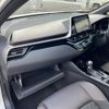 toyota c-hr 2017 -TOYOTA--C-HR DAA-ZYX10--ZYX10-2038576---TOYOTA--C-HR DAA-ZYX10--ZYX10-2038576- image 6