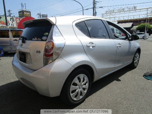 toyota aqua 2013 -TOYOTA 【名変中 】--AQUA NHP10--2197827---TOYOTA 【名変中 】--AQUA NHP10--2197827- image 2