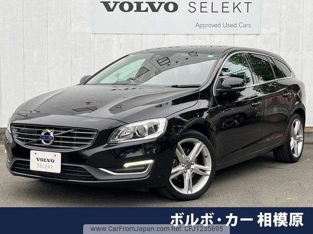 volvo v60 2018 -VOLVO--Volvo V60 LDA-FD4204T--YV1FWA8RDJ2409321---VOLVO--Volvo V60 LDA-FD4204T--YV1FWA8RDJ2409321- image 1