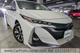 toyota prius-phv 2018 CFJ1626712