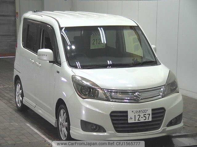 suzuki solio 2013 CFJ1565777 image 1