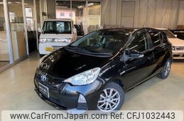 toyota aqua 2013 -TOYOTA--AQUA NHP10--2281499---TOYOTA--AQUA NHP10--2281499-