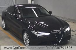 alfa-romeo giulia 2018 -ALFA ROMEO--Alfa Romeo Giulia ZAREAEKN3H7567823---ALFA ROMEO--Alfa Romeo Giulia ZAREAEKN3H7567823-