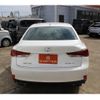 lexus is 2017 CFJ1676024 image 9