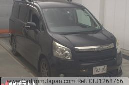 toyota noah 2007 -TOYOTA--Noah ZRR70W-0004042---TOYOTA--Noah ZRR70W-0004042-