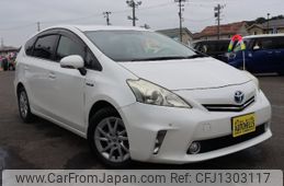 toyota prius-α 2012 CFJ1303117