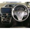 toyota voxy 2021 quick_quick_3BA-ZRR80W_0685042 image 3