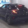 toyota c-hr 2017 quick_quick_DAA-ZYX10_ZYX10-2034956 image 2