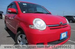 toyota sienta 2010 CFJ1690652