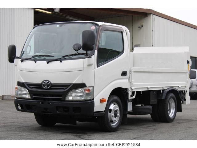 toyota dyna-truck 2013 GOO_NET_EXCHANGE_0230013A30240617W001 image 1