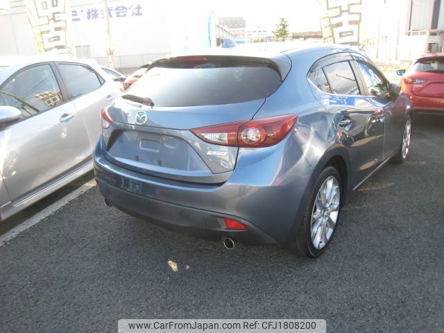 mazda axela 2013 CFJ1808200 image 2