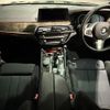 bmw 5-series 2018 -BMW--BMW 5 Series LDA-JC20--WBAJC320X0WE58653---BMW--BMW 5 Series LDA-JC20--WBAJC320X0WE58653- image 17