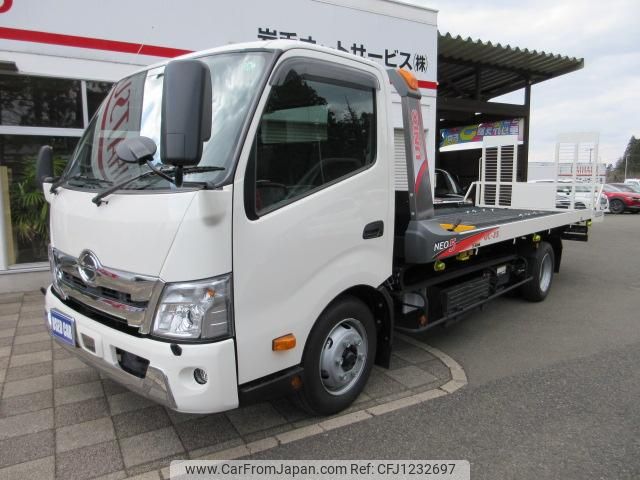 hino dutro 2024 GOO_NET_EXCHANGE_0902351A30250415W001 image 2