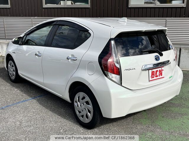 toyota aqua 2016 CFJ1862368 image 2