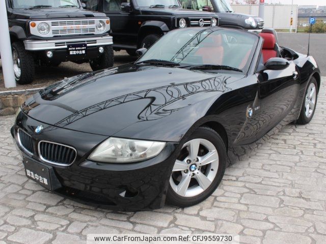 bmw z4 2004 -BMW--BMW Z4 BT22--0LR01378---BMW--BMW Z4 BT22--0LR01378- image 1