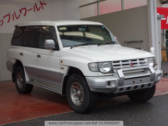 2279❣️ 金属製 三菱 パジェロ 置物 PAJERO V6 WAGON 1997 Mitsubishi Pajero E-V25W 4WD - Car Price $7,704