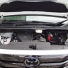 toyota vellfire 2024 CFJ1681983 image 8