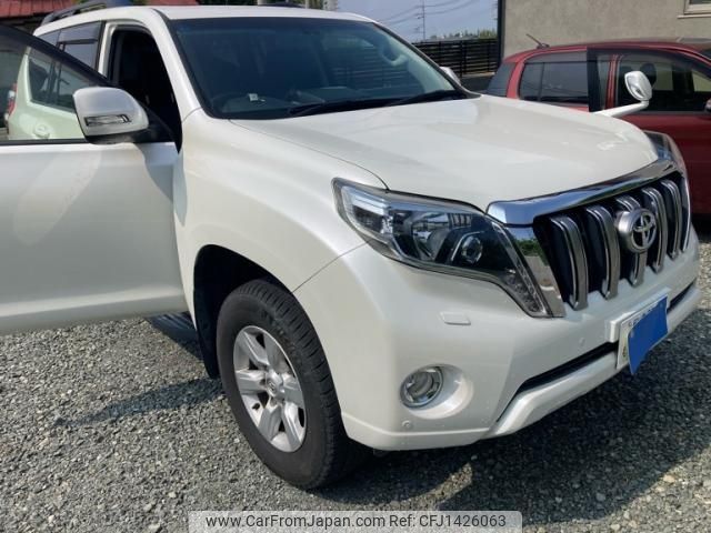 toyota land-cruiser-prado 2016 -TOYOTA--Land Cruiser Prado LDA-GDJ150W--GDJ150-0015138---TOYOTA--Land Cruiser Prado LDA-GDJ150W--GDJ150-0015138- image 2
