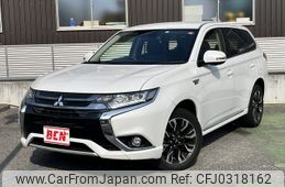 mitsubishi outlander-phev 2015 -MITSUBISHI--Outlander PHEV DLA-GG2W--GG2W-0305579---MITSUBISHI--Outlander PHEV DLA-GG2W--GG2W-0305579-