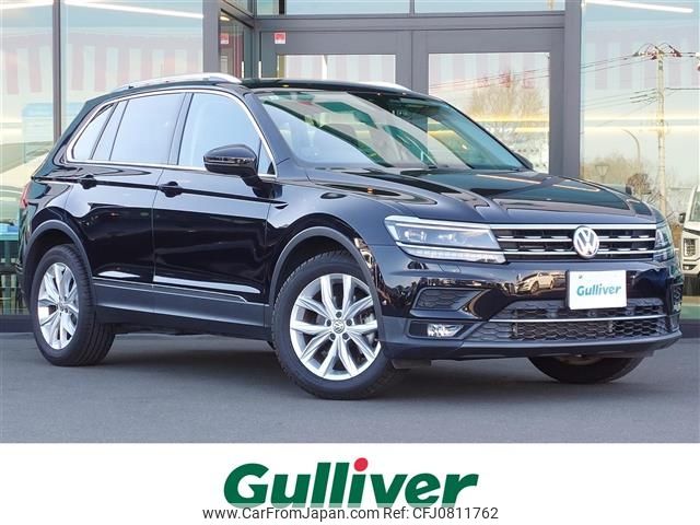 volkswagen tiguan 2017 -VOLKSWAGEN--VW Tiguan ABA-5NCZE--WVGZZZ5NZJW826666---VOLKSWAGEN--VW Tiguan ABA-5NCZE--WVGZZZ5NZJW826666- image 1