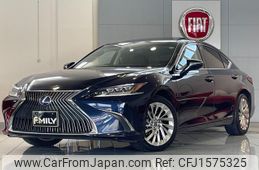 lexus es 2019 CFJ1575325