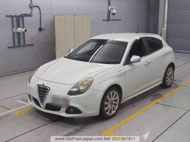 alfa-romeo giulietta 2013 CFJ1567611 image 1