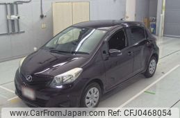 toyota vitz 2014 -TOYOTA--Vitz NSP130-2148052---TOYOTA--Vitz NSP130-2148052-