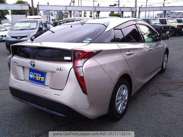 toyota prius 2016 CFJ1712614 image 2
