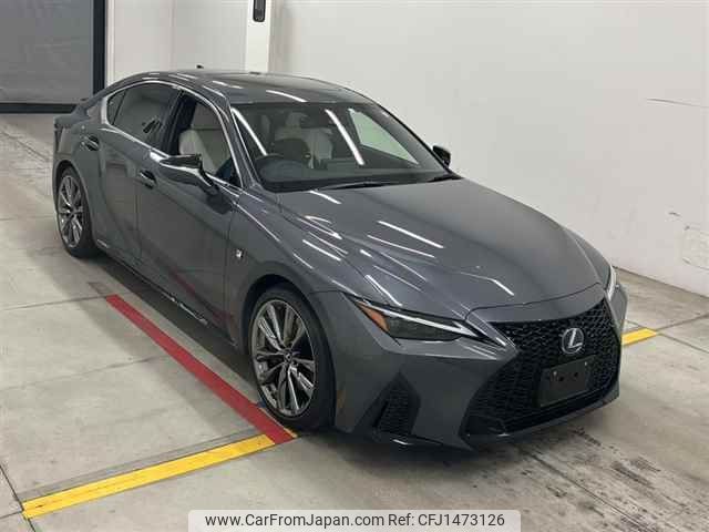 lexus is 2022 CFJ1473126 image 1