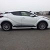 toyota c-hr 2017 NIKYO_BF62034 image 1