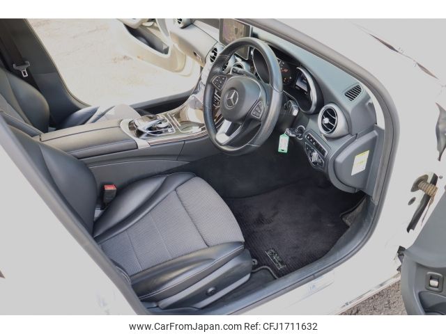 mercedes-benz c-class 2015 CFJ1711632 image 2