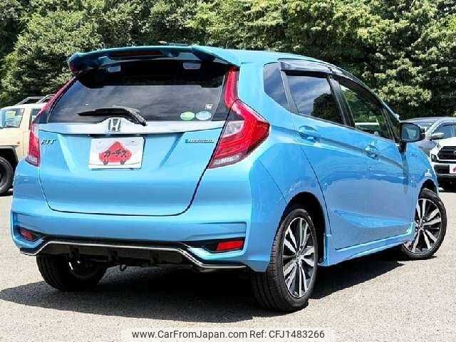 honda fit-hybrid 2017 CFJ1483266 image 2