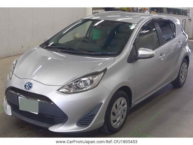 toyota aqua 2017 CFJ1805453 image 1
