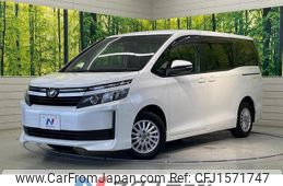 toyota voxy 2015 CFJ1571747