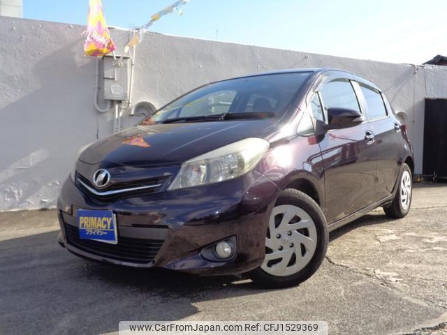 toyota vitz 2013 CFJ1529369 image 1