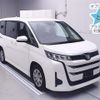 toyota noah 2023 CFJ1614692 image 1