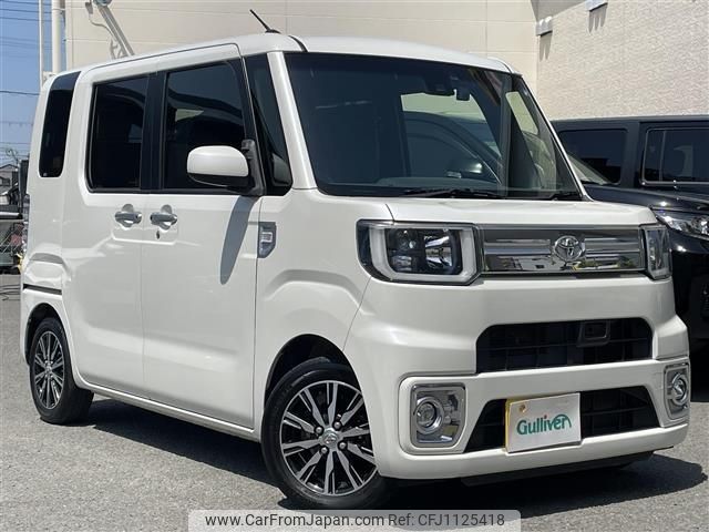 toyota pixis-mega 2016 -TOYOTA--Pixis Mega DBA-LA700A--LA700A-0004994---TOYOTA--Pixis Mega DBA-LA700A--LA700A-0004994- image 1