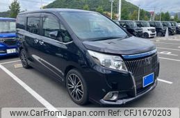toyota esquire 2015 CFJ1670203