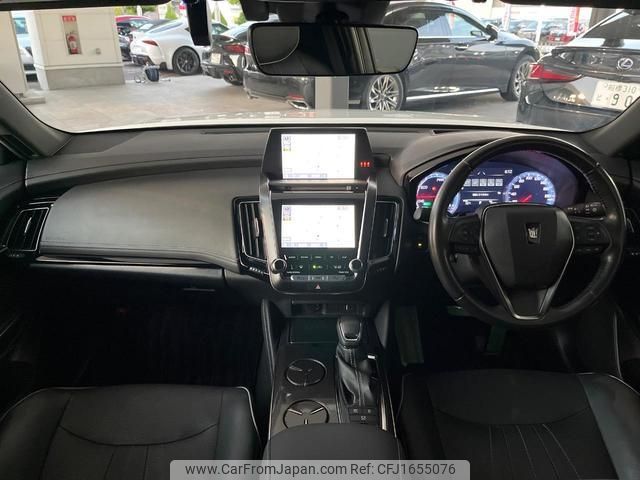 toyota crown-hybrid 2018 CFJ1655076 image 2