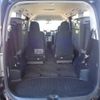 toyota voxy 2010 CFJ1799913 image 15