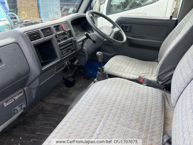 toyota toyoace 2000 CFJ1707075 image 1