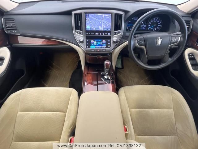 toyota crown-hybrid 2014 quick_quick_AWS211_AWS211-6000305 image 2