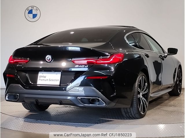 bmw 8-series 2022 CFJ1850223 image 2
