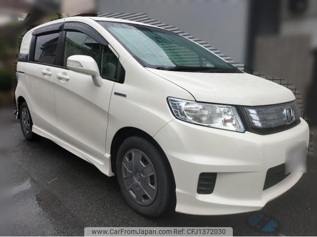 honda freed-spike-hybrid 2012 quick_quick_DAA-GP3_1017571 image 2