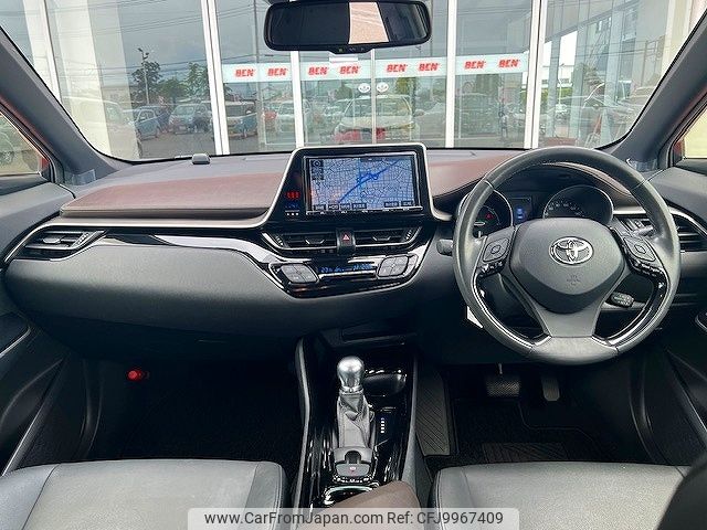 toyota c-hr 2017 -TOYOTA--C-HR DAA-ZYX10--ZYX10-2012728---TOYOTA--C-HR DAA-ZYX10--ZYX10-2012728- image 2